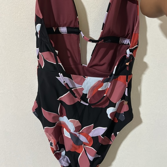 Bad 3 Swimsuit - Picture 3 of 6